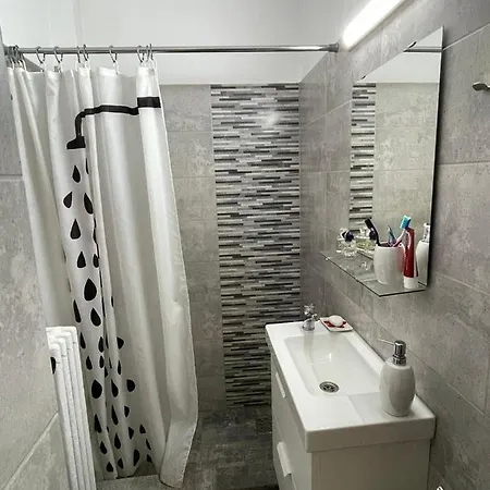 Apartament Centru Charming New Piata Universitate *