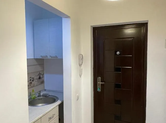 Centru Charming New Piata Universitate * Бухарест